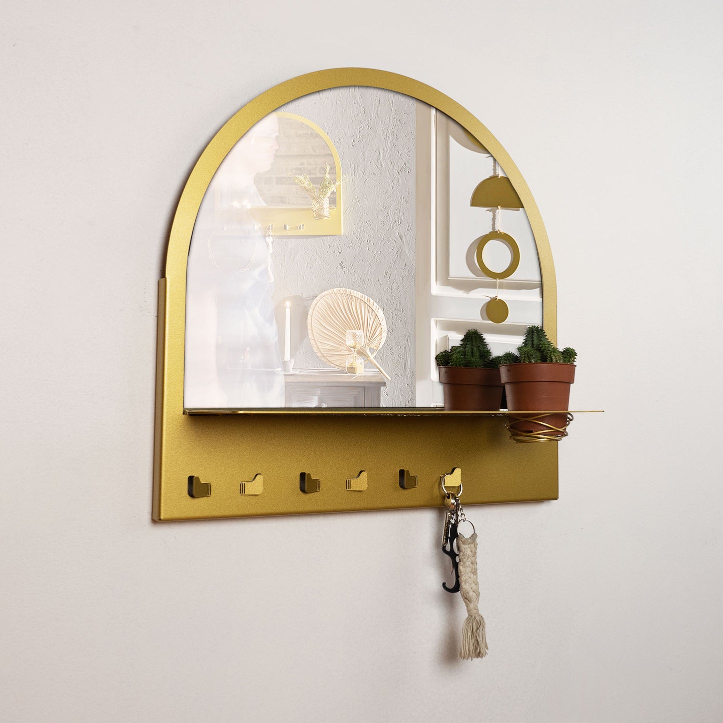 Shelf, Hanger and Mirror Metal Wall Accessory - APT530