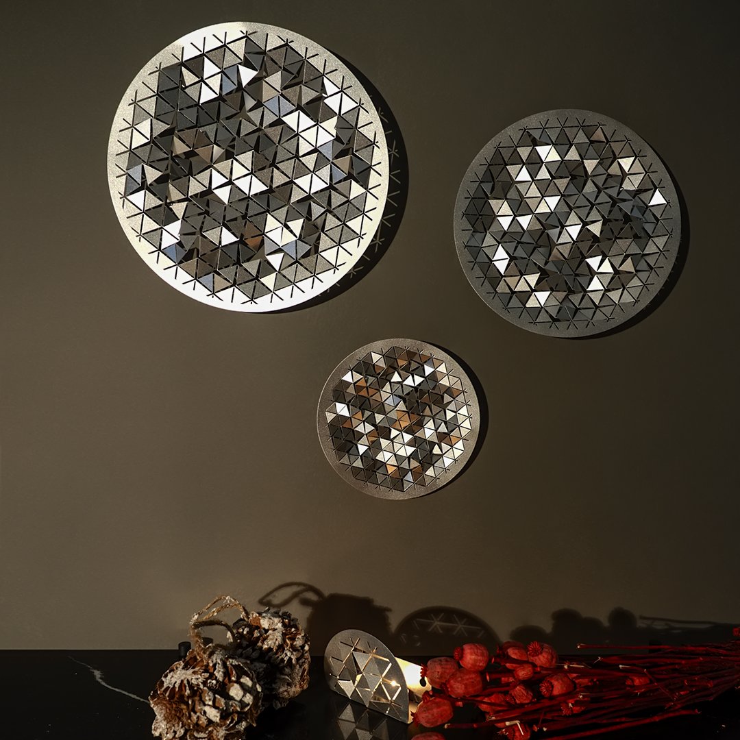 Luminous Circle Metal Table and Wall Decoration - APH140 - [section-header__title]