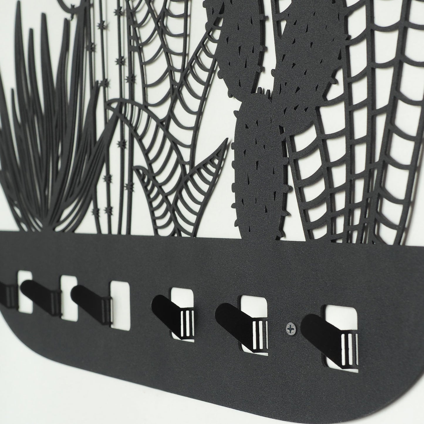 Cactus Metal Hanger - APT612