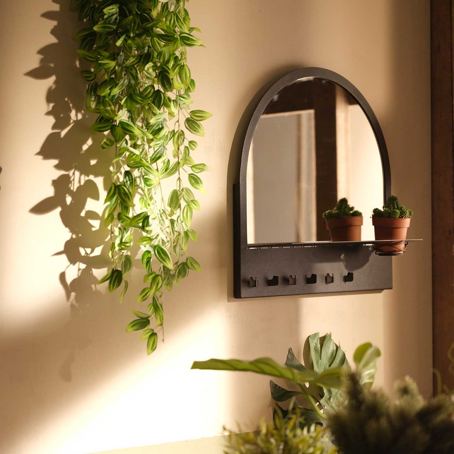 Shelf, Hanger and Mirror Metal Wall Accessory - APT530